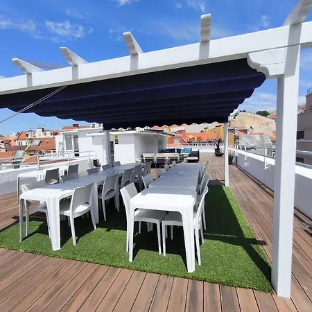 Terrace Special For Groups Up To 19 Guests 4* Лиссабон
