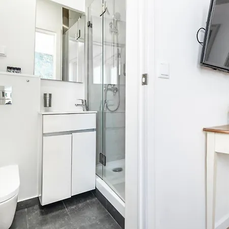 Terrace Special For Groups Up To 19 Guests Πανσιόν