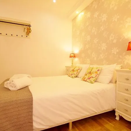 Terrace Special For Groups Up To 19 Guests Πανσιόν