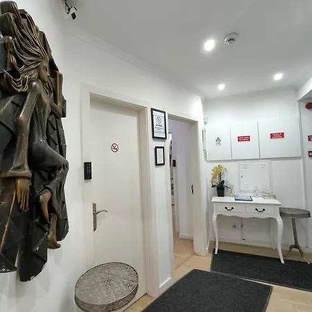 Terrace Suites-apartment For Large Groups 2* Lisboa
