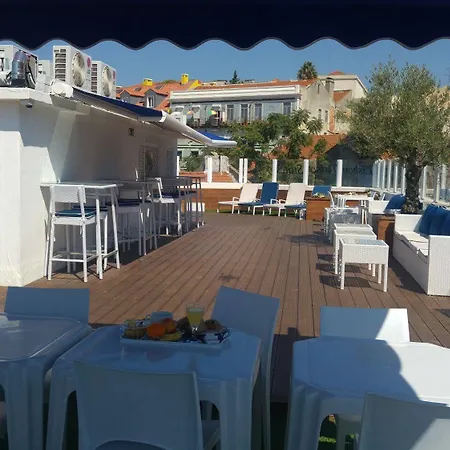 Terrace Special For Groups Up To 19 Guests Πανσιόν
